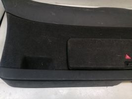 Audi A4 S4 B6 8E 8H Poszycie / Tapicerka tylnej klapy bagażnika 8E9867979