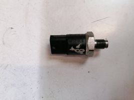 BMW 5 E39 Sensore di pressione del carburante 0281002475