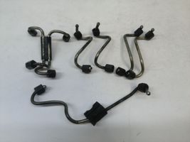 BMW 5 E39 Fuel injector supply line/pipe 