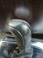 Mercedes-Benz E W211 Vaihdevivun/vaihtajan verhoilu nahka/nuppi 2118216858