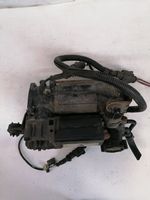 Audi A8 S8 D3 4E Ilmajousituksen kompressoripumppu 15155000212