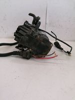 Audi A8 S8 D3 4E Ilmajousituksen kompressoripumppu 15155000212