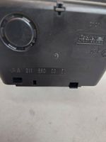 Mercedes-Benz E W211 Consolle centrale del vano portaoggetti A2116800350