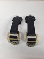 Volkswagen Touran I Third row seat belt 33029132E