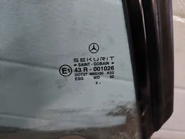 Mercedes-Benz CLK A209 C209 Finestrino/vetro retro 