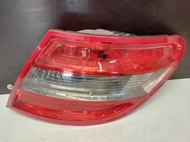 Mercedes-Benz C W204 Lampa tylna 2048203064