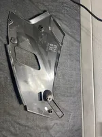 BMW 5 G30 G31 Kita variklio skyriaus detalė 7349604