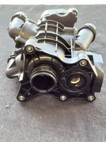 BMW 3 G20 G21 Termostatas/ termostato korpusas 864256005