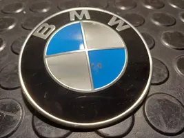 BMW 5 F10 F11 Emblemat / Znaczek 813237505