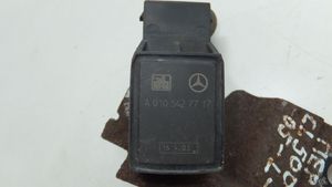 Mercedes-Benz CL C215 Czujnik poziomu zawieszenia pneumatycznego osi przedniej A0105427717