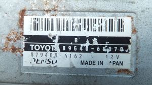 Toyota Land Cruiser (J100) Sterownik / moduł ABS 8954060070