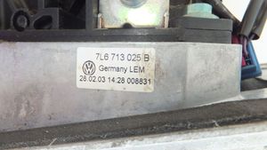 Volkswagen Touareg I Vaihteenvalitsimen vaihtaja vaihdelaatikossa 7L6713025