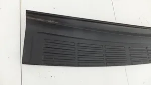 Toyota Land Cruiser (J200) Moldura embellecedora de la barra del amortiguador trasero 