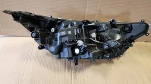 Toyota RAV 4 (XA50) Lampa przednia 81185-42A33