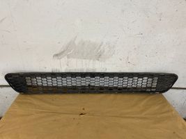 Toyota Sienna XL30 III Grille inférieure de pare-chocs avant 5311208010