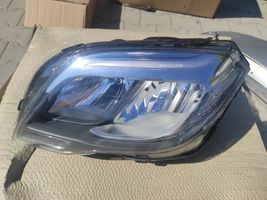 Mercedes-Benz GLK (X204) Lampa przednia A2048201139