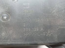 Seat Leon (1P) Osłona szyn przedniego fotela kierowcy 5P0882603F