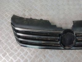 Volkswagen PASSAT B7 Front bumper upper radiator grill 3AA853651G