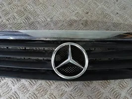 Mercedes-Benz A W168 Grille calandre supérieure de pare-chocs avant 1688801483