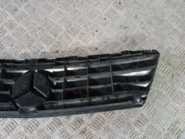 Mercedes-Benz A W168 Grille calandre supérieure de pare-chocs avant 1688801483