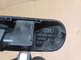 Audi A3 S3 8V Dysza spryskiwacza szyby przedniej / czołowej 8V3955987A