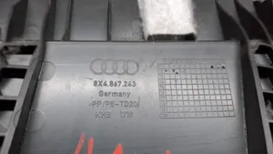 Audi A1 B-pilarin verhoilu (yläosa) 8X4867244