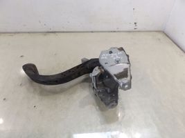 Opel Astra H Clutch pedal 