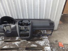 Opel Corsa C Deska rozdzielcza 