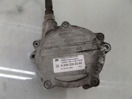 Mercedes-Benz A W169 Tuyau sous vide 6402300365