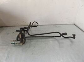 Peugeot 206+ Tuyau d'alimentation conduite de carburant 