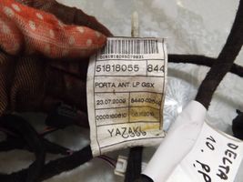 Lancia Delta 12 voltin pistorasia (takana) 51818055
