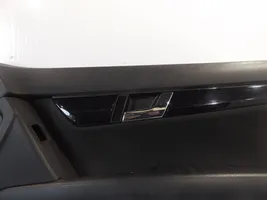 Mercedes-Benz C W204 Обшивка передней двери 