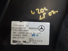 Mercedes-Benz C AMG W204 Rivestimento pannello laterale del bagagliaio/baule A2046902725