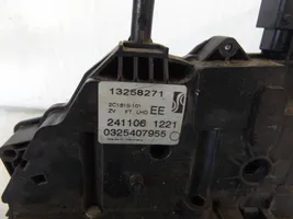 Opel Corsa D Front door lock 13258271