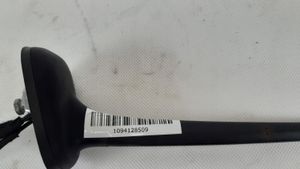 Fiat 500E Radion antenni 