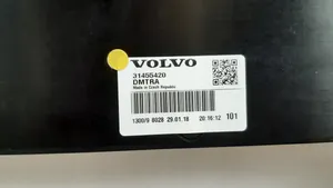 Volvo XC40 Radiatorių apdaila 31455420