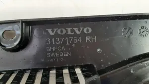 Volvo XC90 Panel wykończeniowy błotnika 31371764