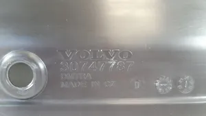 Volvo XC40 Jäähdyttimen lista 30747787
