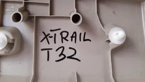 Nissan X-Trail T32 Osłona pasa bagażnika 84992