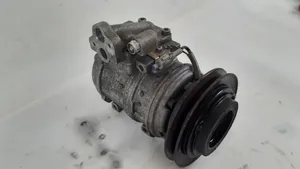 Toyota Land Cruiser (J200) Compressore aria condizionata (A/C) (pompa) 447200-4555