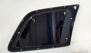 Volvo XC90 Rear side window/glass 