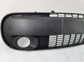 Fiat 500L Grille inférieure de pare-chocs avant 735522417