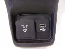 Jeep Compass USB-pistokeliitin 