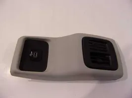 Jeep Compass Gniazdo / Złącze USB 