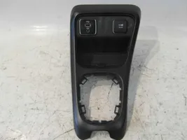 Jeep Compass USB-pistokeliitin 