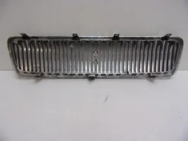 Volvo V70 Maskownica / Grill / Atrapa górna chłodnicy 9190385