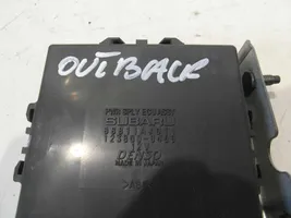 Subaru Outback Unité de commande, module ECU de moteur 88811AJ011