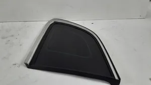 Jeep Cherokee Fenêtre latérale avant / vitre triangulaire 68102216AC