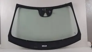 Volvo V60 Front windscreen/windshield window 31468106