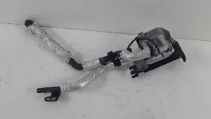 Volvo XC40 Radiatore di raffreddamento 32260322